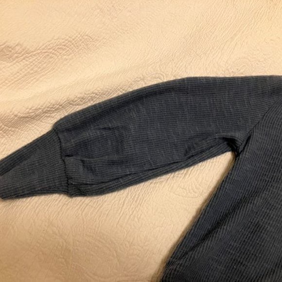 Soft and Comfy Suplice Blue Top - NWT - Picture 5 of 6